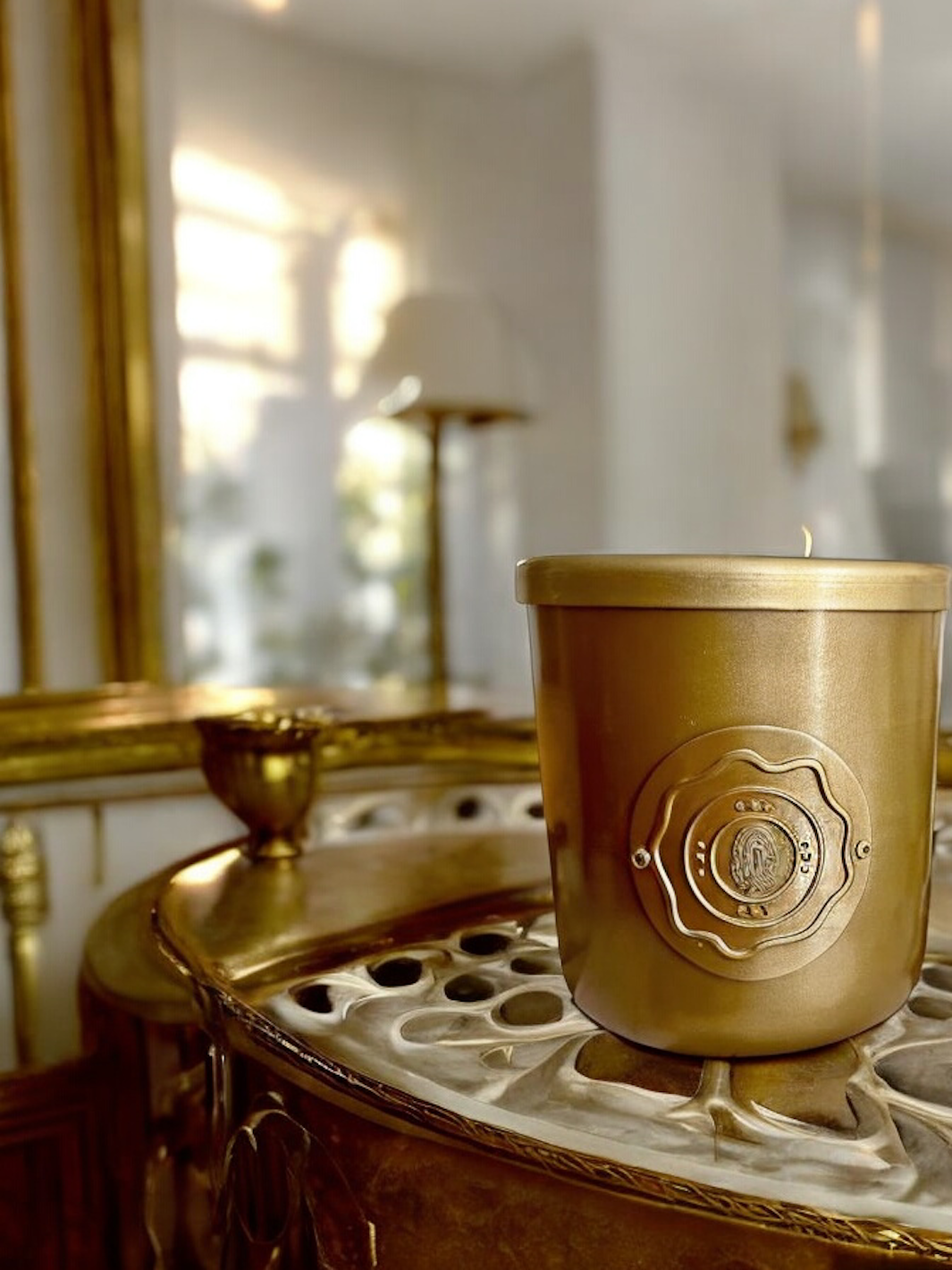 Tobacco Vanilla Home Candle